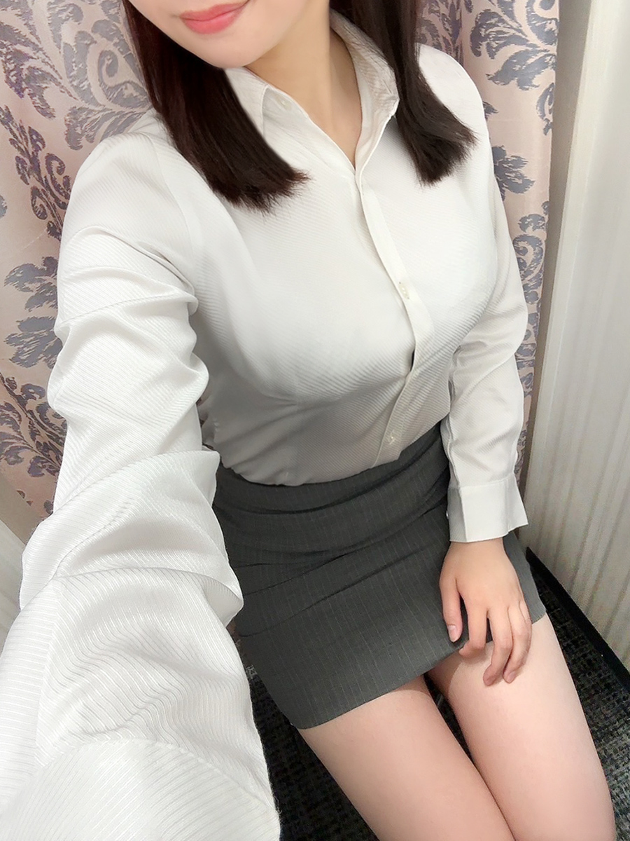 月乃　しほ